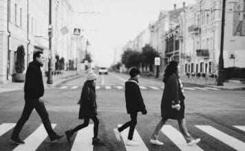 Jak rozwijać umiejętności miękkie, by osiągnąć sukces w każdej branży?