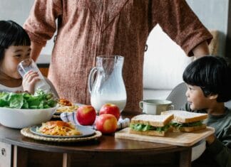 Zdrowa dieta dla dzieci – jak sprawić, by maluchy jadły wartościowe posiłki?