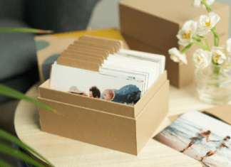 Pudełko pełne wspomnień – jak stworzyć unikalny zestaw odbitek z chrztu Świętego?