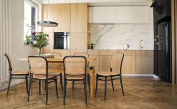 Odmiana domowej jadalni. Relacja z zakupu krzeseł.