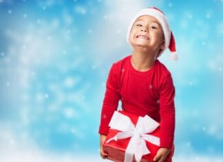 Świąteczne prezenty z BSKTOYS – jak wybrać idealne upominki dla maluchów